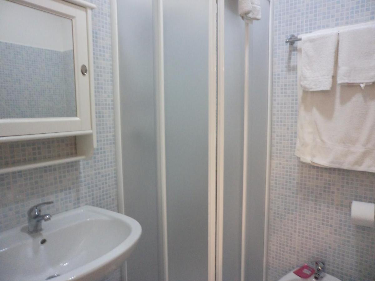 טרצ'ינה B&B Dimora Di Traiano מראה חיצוני תמונה
